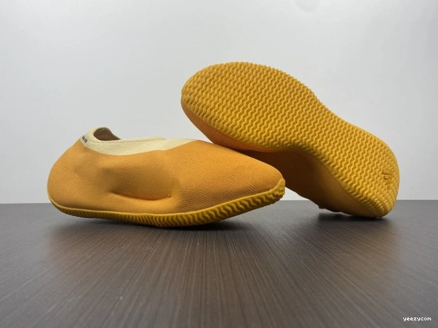 GW5353 Knit Sulfur Yeezy RNR Adidas 0817